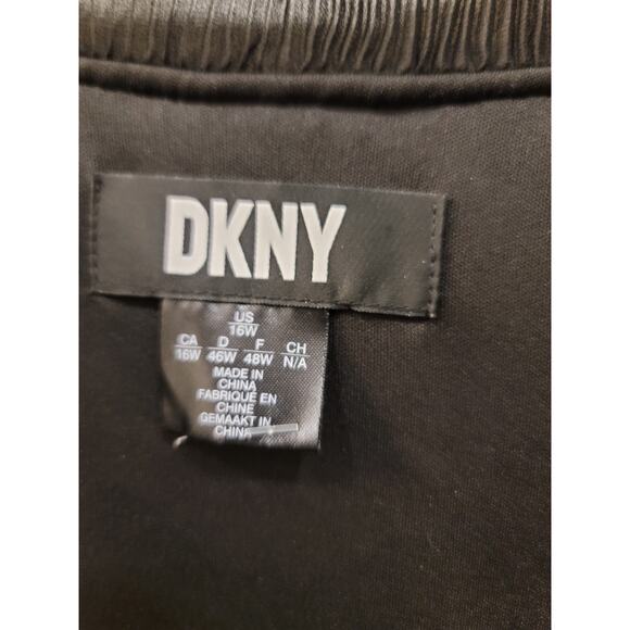 DKNY Leopard Print Tie Neck Pleated Dress - Picture 5 of 8